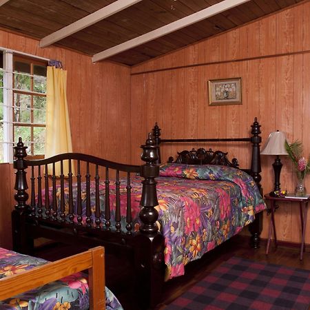 Forres Park Hotel Кингстон Экстерьер фото
